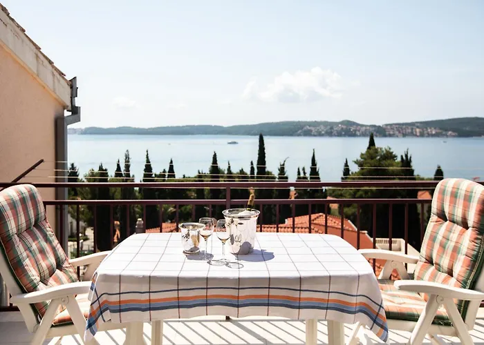 アパート Lambrisa *