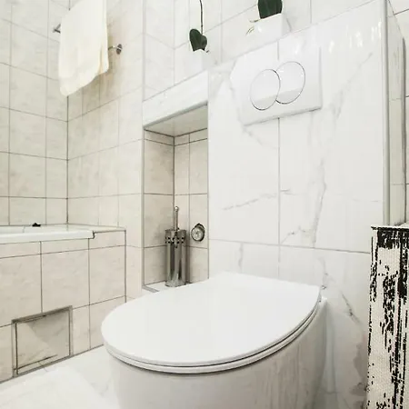 Lambrisa * 特罗吉尔